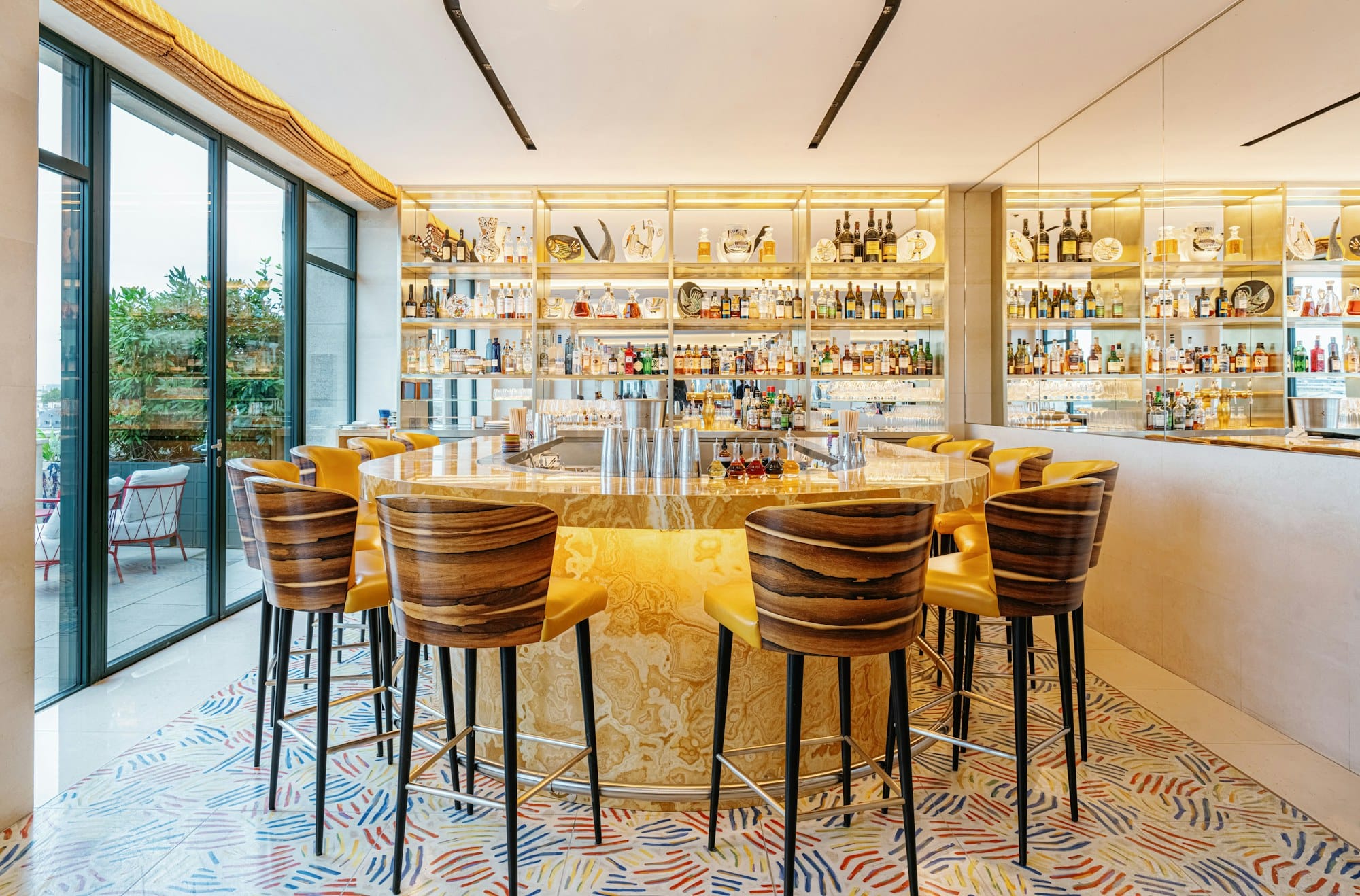 The onyx bar at Le Tout-Paris